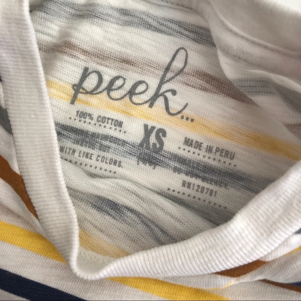 Peek tee